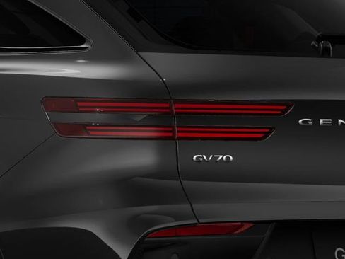 New 2026 Genesis GV70 2.5T AWD/4WD image 10