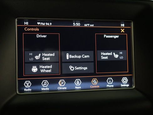 Used 2020 Jeep Grand Cherokee Laredo w/ Security & Convenience Group image 45