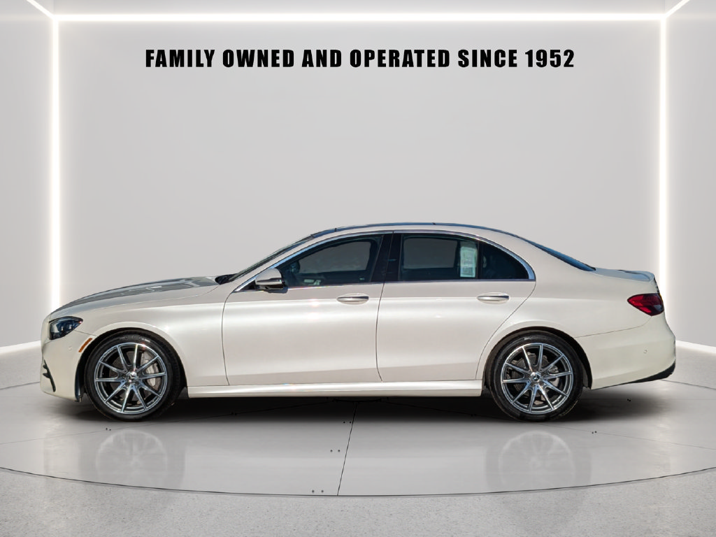Used 2022 Mercedes-Benz E 350 Sedan w/ Exterior Lighting Package image 3