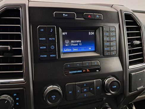 Used 2016 Ford F150 XLT image 15