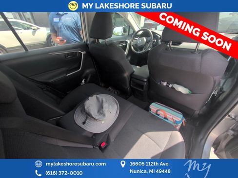 Used 2020 Toyota RAV4 LE w/ All Weather Liner Package AWD/4WD image 16