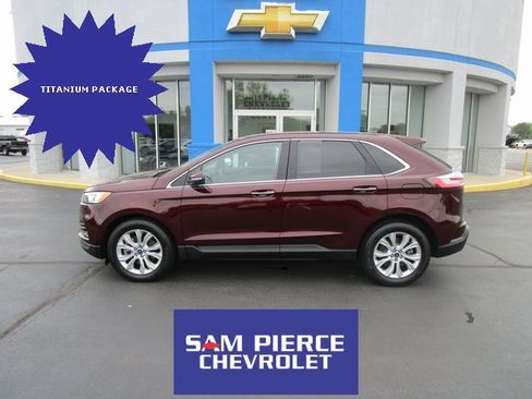 Used 2021 Ford Edge Titanium image 1