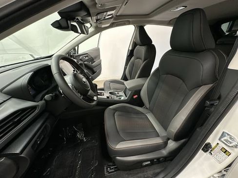 Used 2025 Subaru Crosstrek 2.5i Limited AWD/4WD image 17
