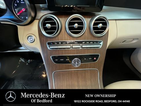 Used 2019 Mercedes-Benz C 300 4MATIC Sedan image 32