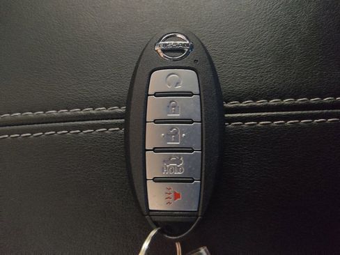 Used 2023 Nissan Sentra SV w/ All-Weather Package FWD image 32