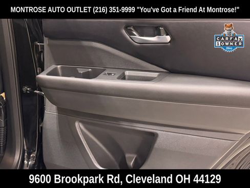 Used 2024 Nissan Pathfinder SL image 46