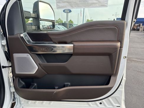 New 2025 Ford F250 King Ranch image 17