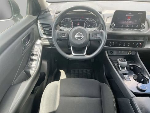 Used 2024 Nissan Rogue S AWD/4WD image 11