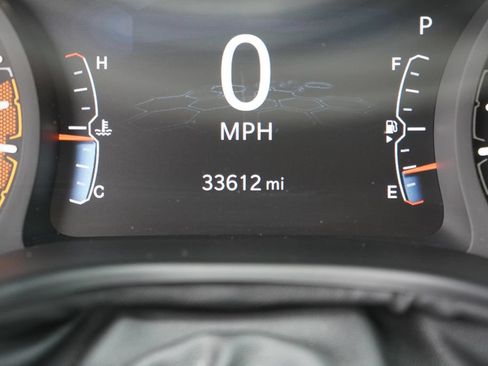 Used 2023 Jeep Compass Latitude AWD/4WD image 19