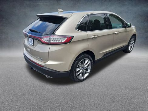 Used 2018 Ford Edge Titanium w/ Equipment Group 302A AWD/4WD image 8