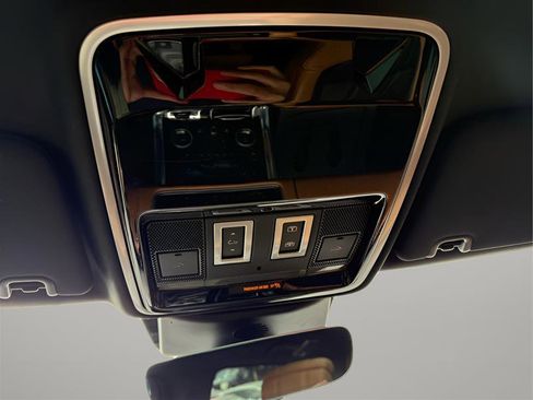Used 2020 Land Rover Range Rover Sport Autobiography image 24