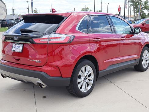 Used 2020 Ford Edge Titanium w/ Equipment Group 301A AWD/4WD image 5