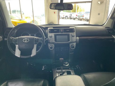 Used 2016 Toyota 4Runner Limited image 24