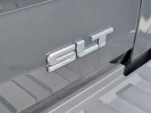 Used 2017 GMC Sierra 1500 SLT AWD/4WD image 6