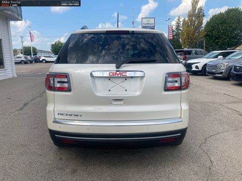 Used 2014 GMC Acadia SLE FWD image 6