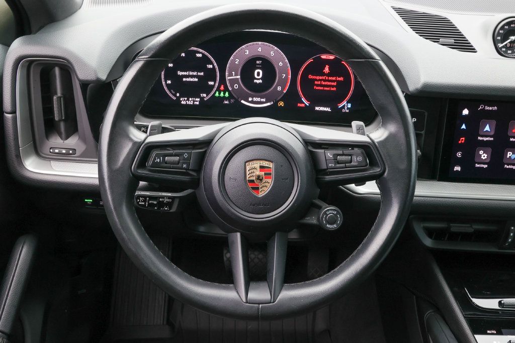 Certified 2024 Porsche Cayenne Coupe AWD/4WD image 38