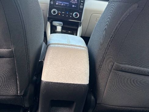 Used 2022 Hyundai Tucson SE w/ Cargo Package image 26