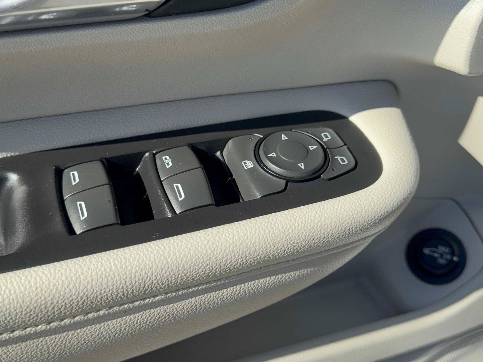 Used 2019 GMC Terrain Denali w/ Advanced Safety Package AWD/4WD image 18