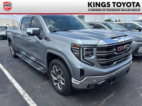 Used 2023 GMC Sierra 1500 SLT w/ SLT Premium Plus Package AWD/4WD image 1