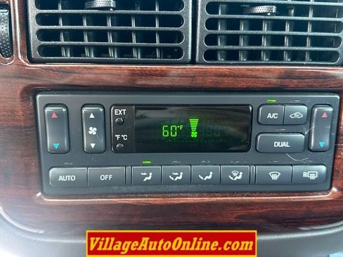 Used 2004 Ford Explorer Limited AWD/4WD image 27