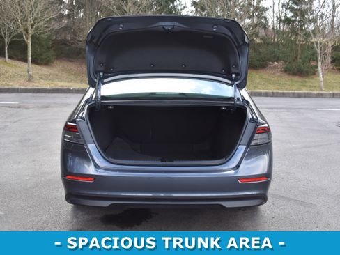 Certified 2023 Honda Accord EX image 22