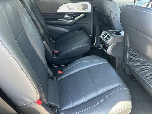 Used 2024 Mercedes-Benz GLS 450 4MATIC image 15