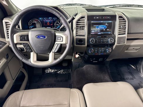 Used 2015 Ford F150 Lariat image 26