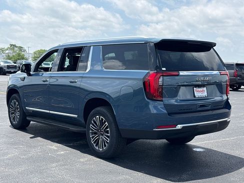 New 2026 GMC Yukon XL Elevation w/ Elevation Premium Package AWD/4WD image 10
