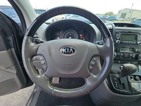 Used 2014 Kia Sedona EX FWD image 12