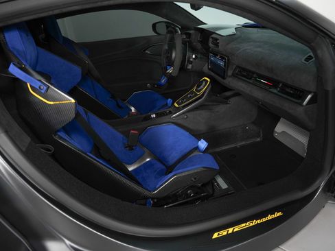 Used 2025 Maserati MC20 GT2 Stradale RWD image 2