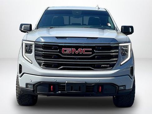Used 2024 GMC Sierra 1500 AT4 w/ Technology Package image 3