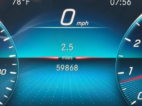 Used 2022 Mercedes-Benz GLB 250 image 23