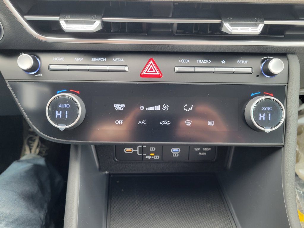 New 2026 Hyundai Sonata Blue FWD image 25