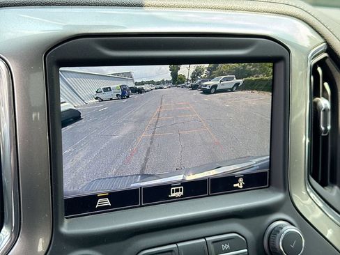 Used 2021 Chevrolet Silverado 1500 LTZ w/ LTZ Premium Package AWD/4WD image 28
