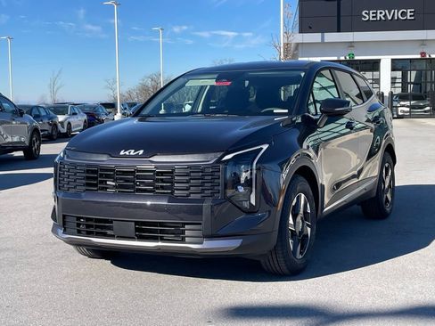 New 2026 Kia Sportage LX w/ LX Convenience Package image 3