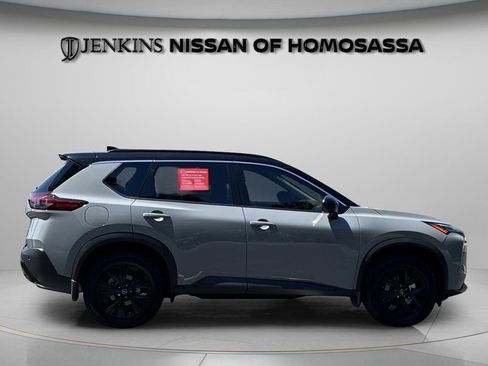 Certified 2023 Nissan Rogue SV w/ SV Premium B Package image 2