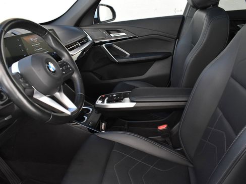 Used 2025 BMW X1 xDrive28i AWD/4WD image 12