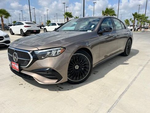 New 2026 Mercedes-Benz E 350 4MATIC Sedan image 3