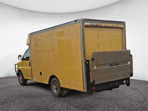 Used 2007 Chevrolet Express 3500 image 3