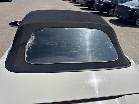 Used 2001 Porsche Boxster RWD image 11