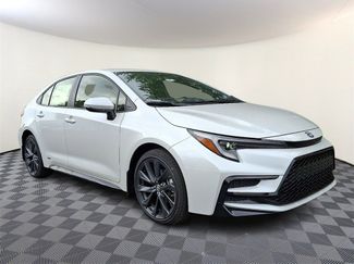 New 2025 Toyota Corolla SE video 1