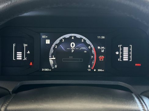 Used 2025 Toyota 4Runner SR5 AWD/4WD image 23
