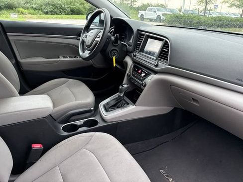 Used 2018 Hyundai Elantra SEL w/ Cargo Package FWD image 9