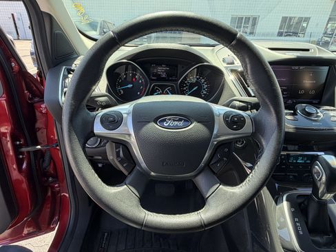 Used 2013 Ford Escape Titanium w/ Parking Technology Pkg FWD image 12