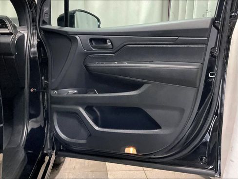 Used 2025 Honda Odyssey Sport-L image 12
