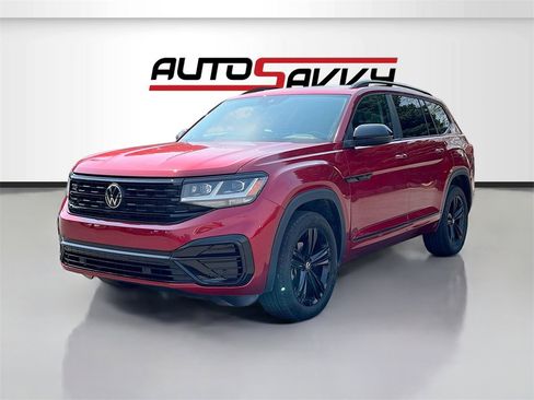 Used 2023 Volkswagen Atlas SEL R-Line image 3