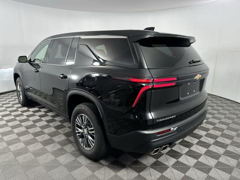 Used 2024 Chevrolet Traverse LS w/ LPO, Floor Liner Package FWD image 6