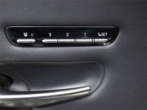 Used 2018 Lexus LS 500 image 13