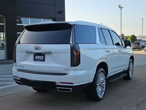 Used 2025 Cadillac Escalade Premium Luxury AWD/4WD image 5