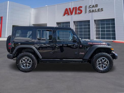 Used 2025 Jeep Wrangler Unlimited Rubicon image 5